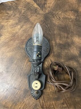 Vtg Cast Iron Wall Sconce w/ Integrated outlet